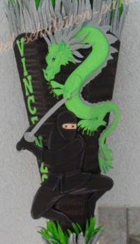 Bastelanleitung Ninja mit Drachen schwarz-hellgrün (nur Motiv)