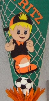 Schultüten Bastelset Fußball-Spieler 2 grün-schwarz-orange